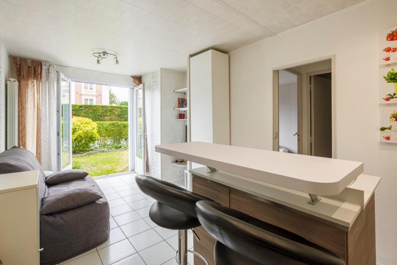 Superbe Appartement Au Coeur De Versailles Kültér fotó